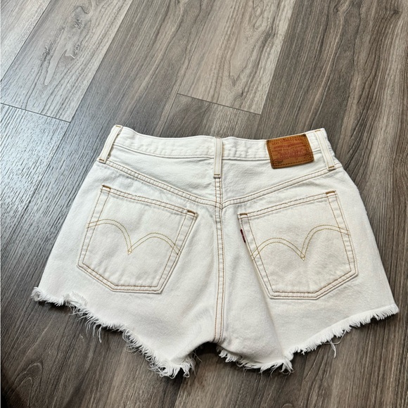 Levi's 501 Shorts sz 27 - Picture 5 of 8